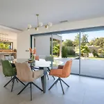 Prestige Yourhosthelper Villa