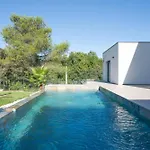 Prestige Yourhosthelper Villa