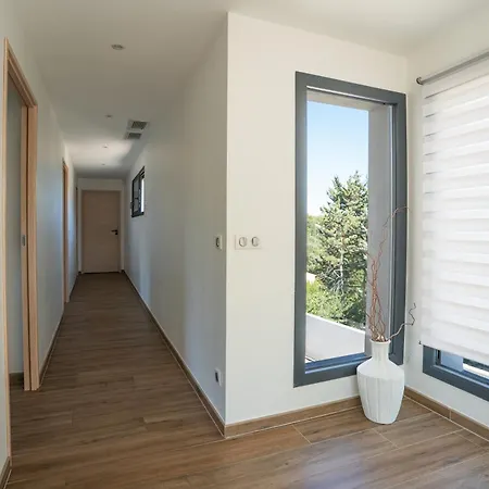 וילה Prestige Yourhosthelper נים