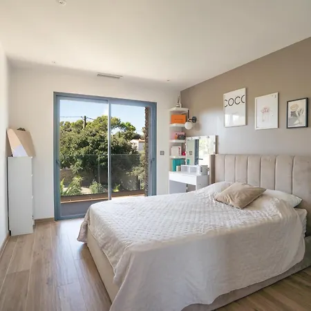 וילה Prestige Yourhosthelper