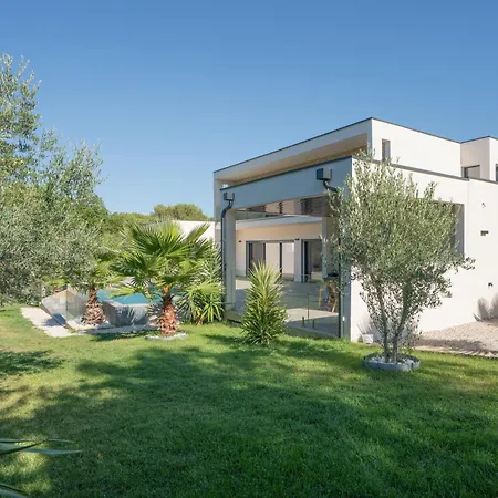 Villa Prestige Yourhosthelper *