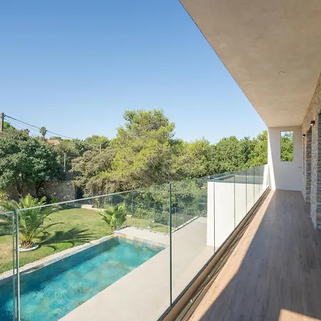 וילה Prestige Yourhosthelper