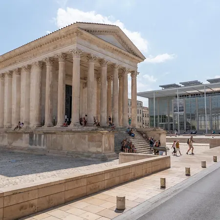 Prestige Yourhosthelper נים