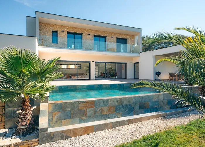 Prestige Yourhosthelper Villa