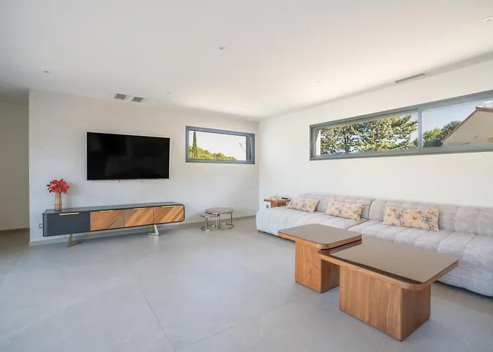 Willa Prestige Yourhosthelper Nîmes