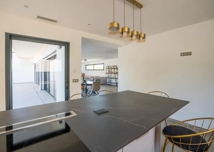 Villa Prestige Yourhosthelper *