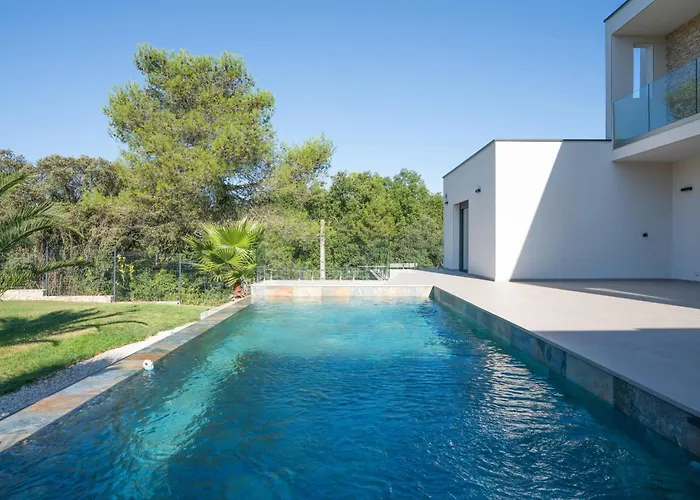 Prestige Yourhosthelper Villa