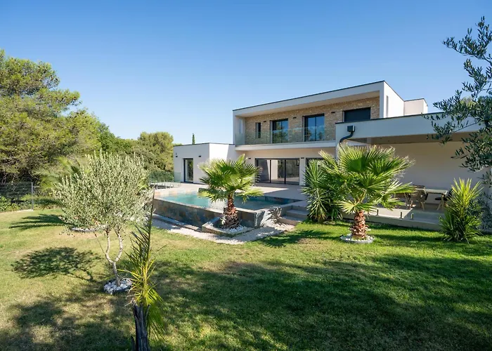 Prestige Yourhosthelper Nîmes