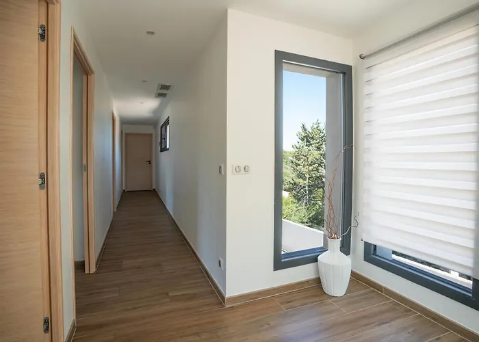 Willa Prestige Yourhosthelper Nîmes