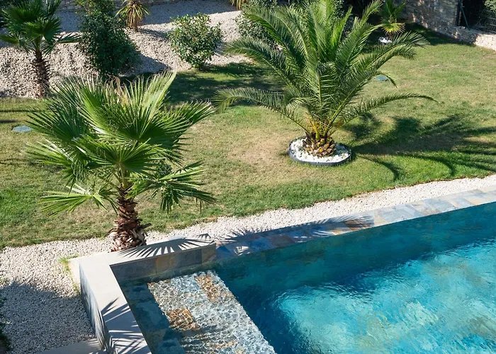 Prestige Yourhosthelper